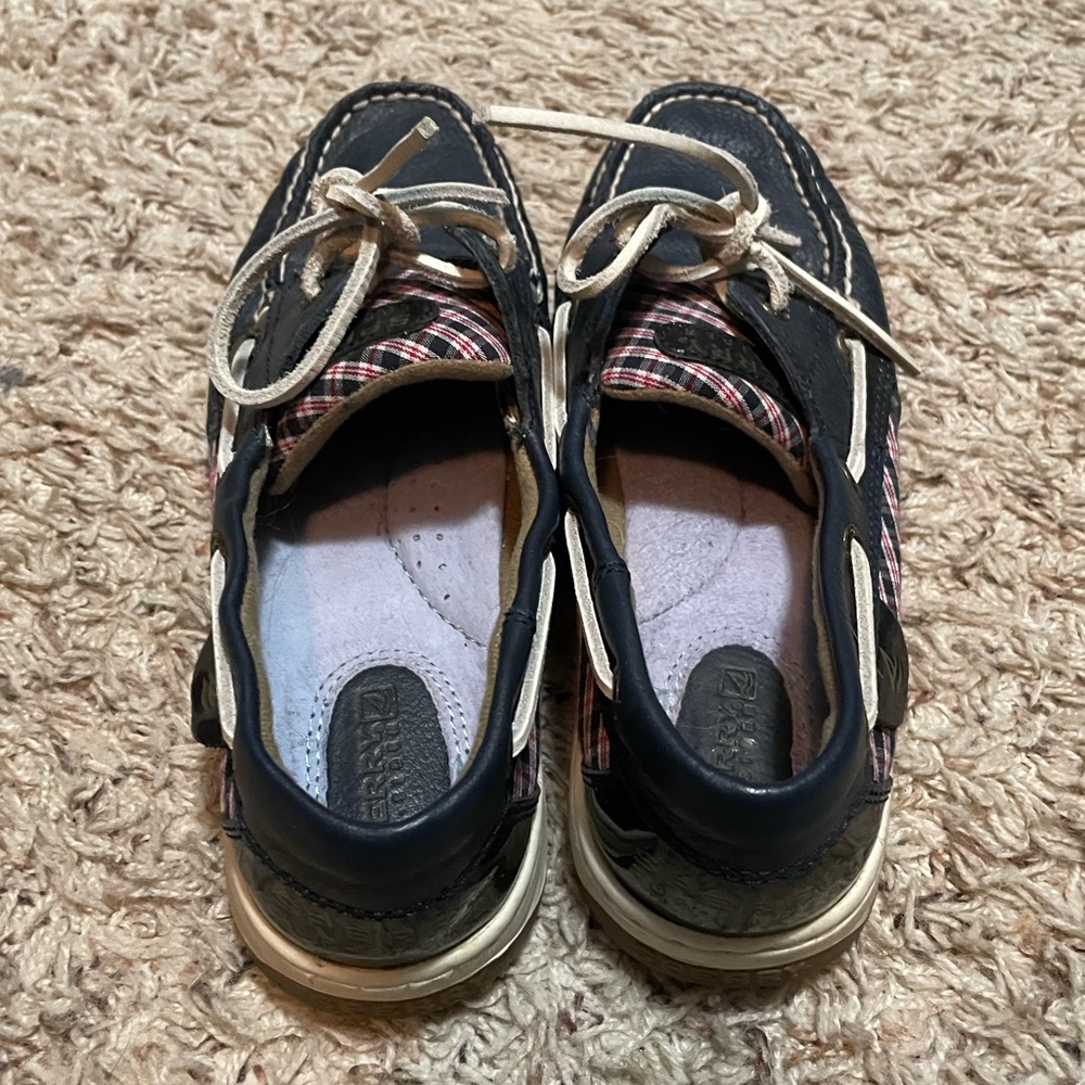 NWOT Sperry Navy Blue leather shoes